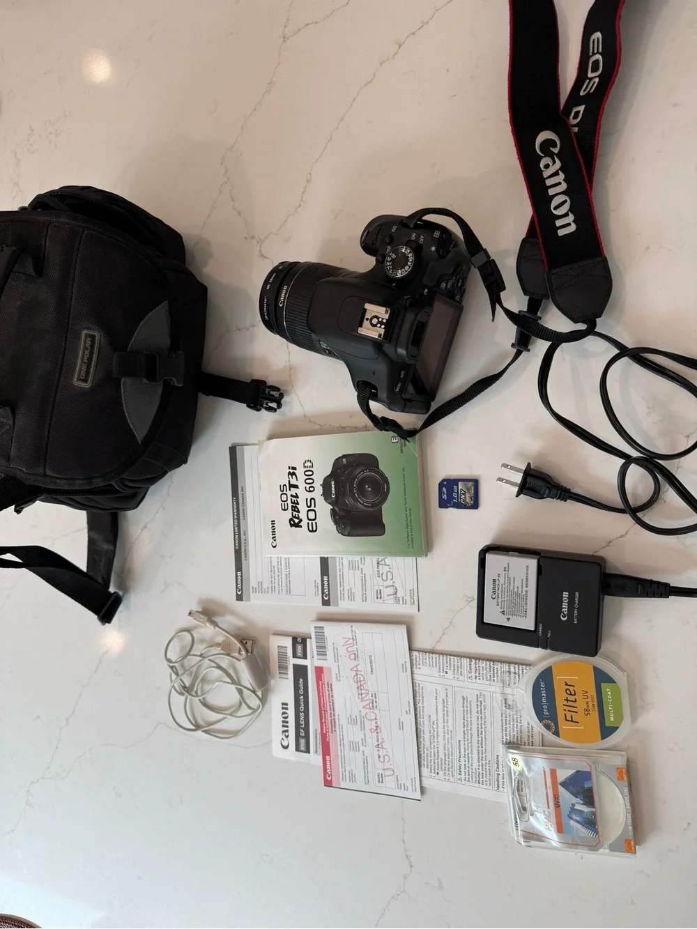 Canon EOS Rebel T3 / 600D DSLR Camera Kit - black